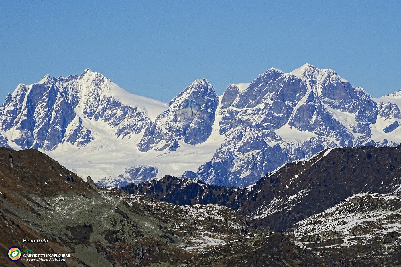 77 Zoom verso il gruppo del Bernina.JPG -                                